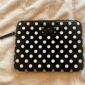 NWOT ♠️ Kate Spade Laptop Ipad Tablet Case Bag Polka Dots Padded Zip ♠️